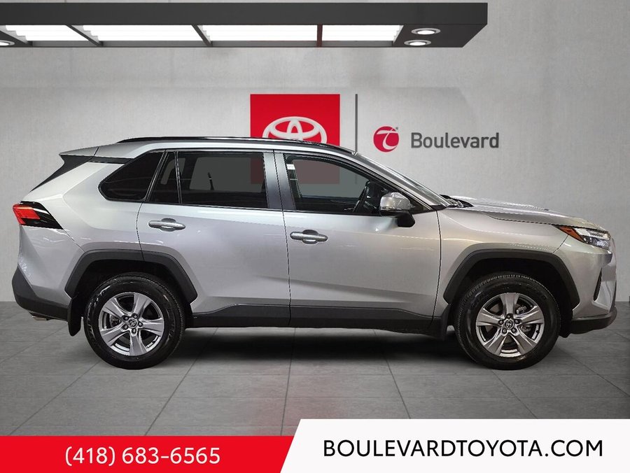 Toyota RAV4 XLE, AWD 2022 Argent