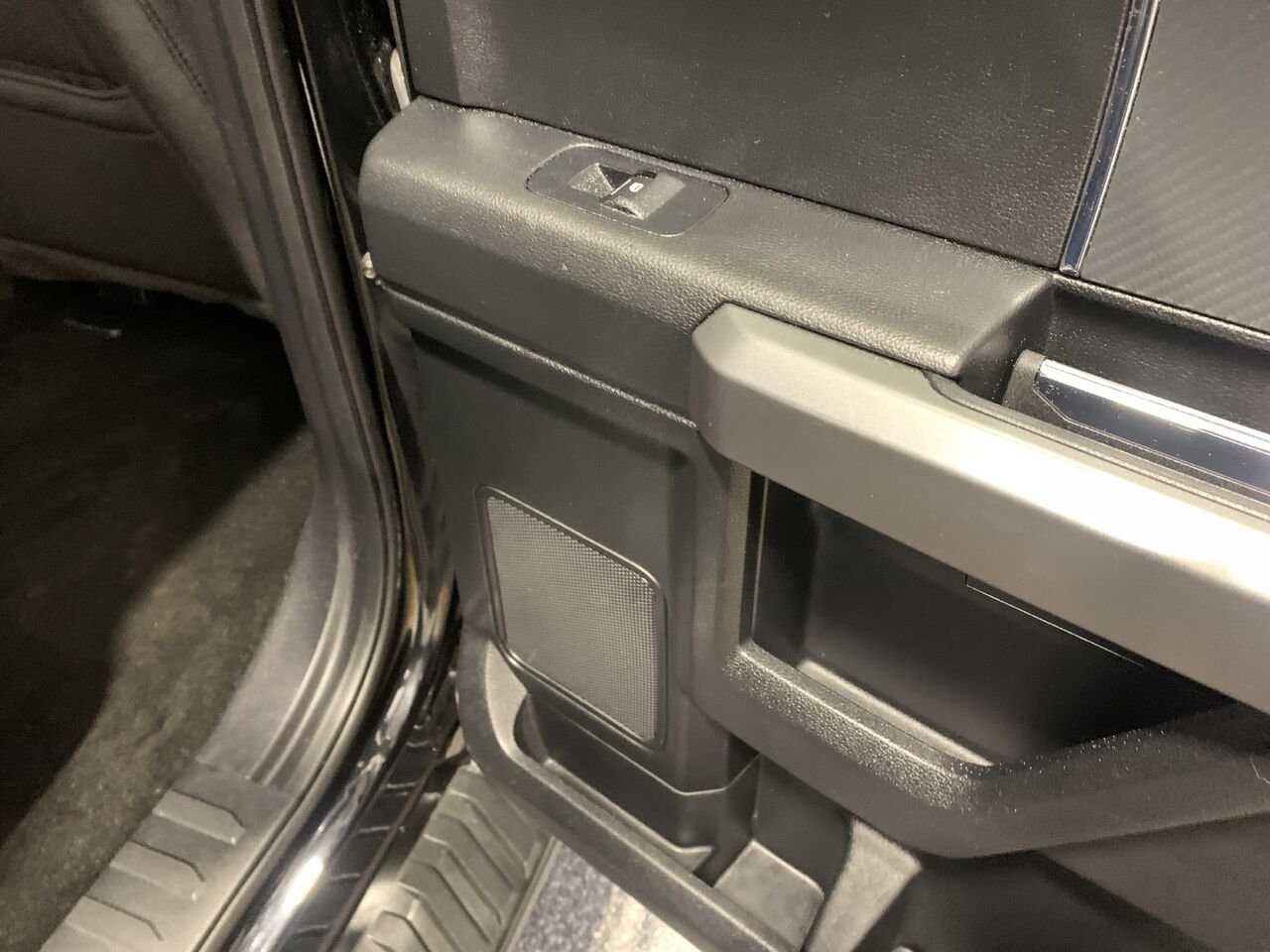 Ford F-150 SUPERCREW XLT XLT, SPORT, 302A, 5.0L 2018 Noir Châteauguay - photo #15