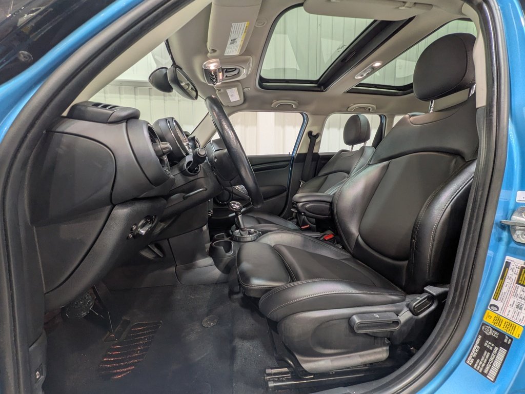 MINI Cooper Hardtop 5 Door 5dr HB 2016 Bleu Val-David - photo #1
