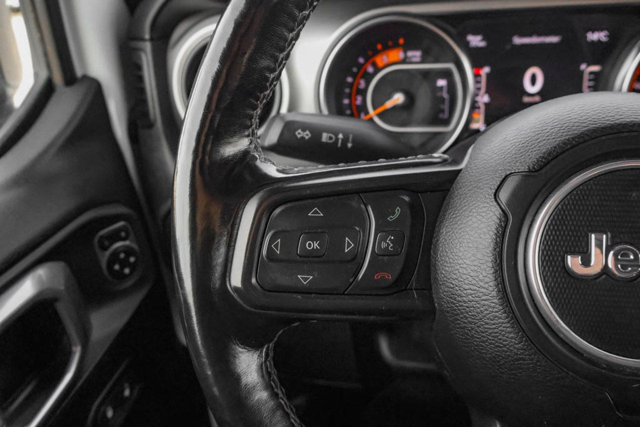 2021 Jeep Gladiator Sport 80th Anniversary 4x4 *Ltd Avail* White Sherwood Park - photo #16