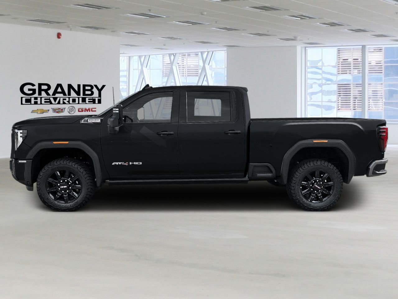 GMC GMC K2500 HD SIERRA CREW CAB K2500 HD SIERRA CREW CAB AT4 STD/BOX DURAMAX (4SB) | 2026 NOIR ONYX Granby - photo #1