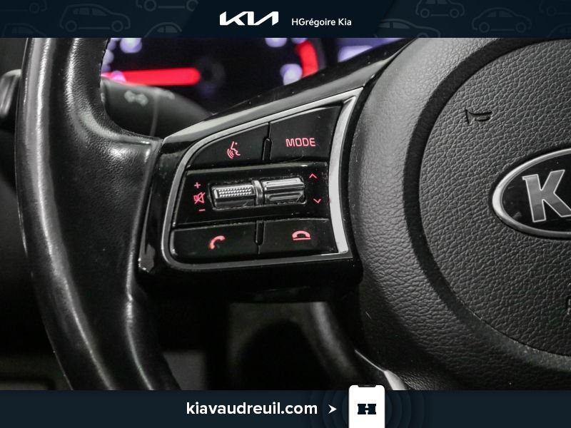 2020 Kia Forte White Laval - photo #13