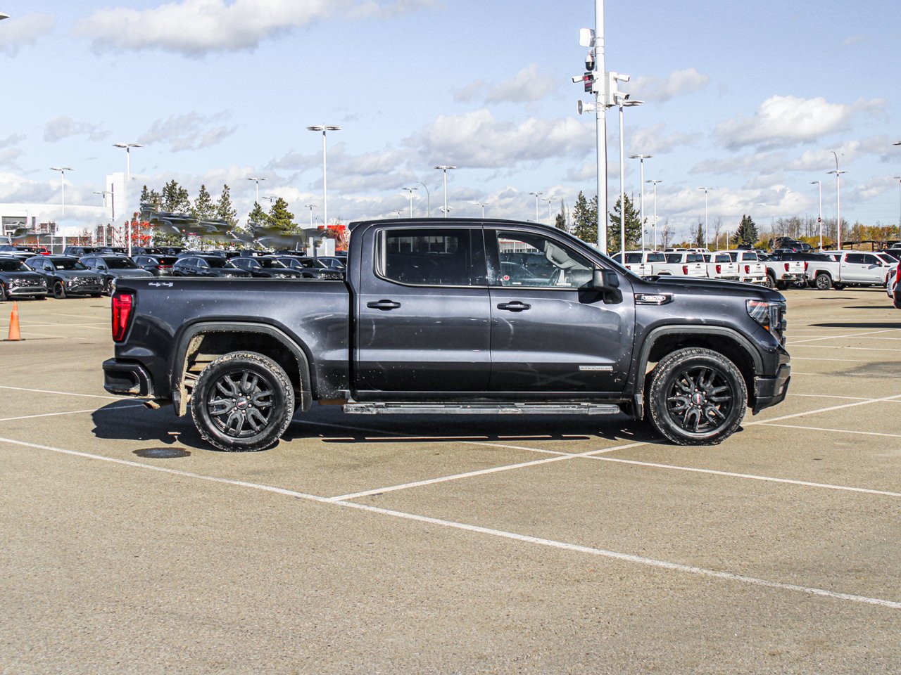 2024 GMC Sierra 1500 4WD Crew Cab 147 Elevation Grey Sherwood Park - photo #9