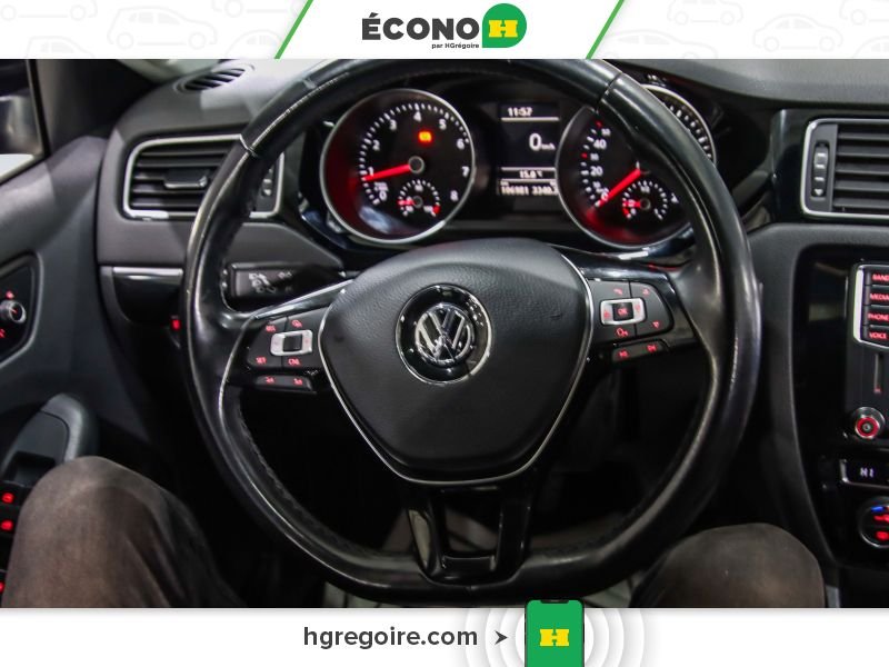 2017 Volkswagen Jetta Black Laval - photo #13