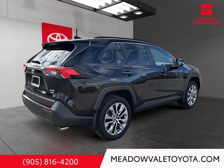 2023 Toyota RAV4 XLE AWD Black