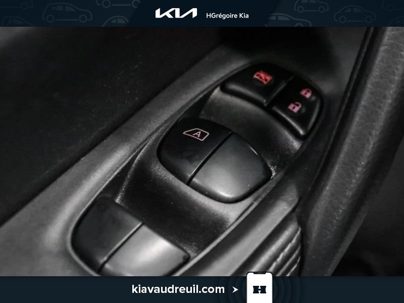 2023 Nissan Qashqai Grey Blainville - photo #10