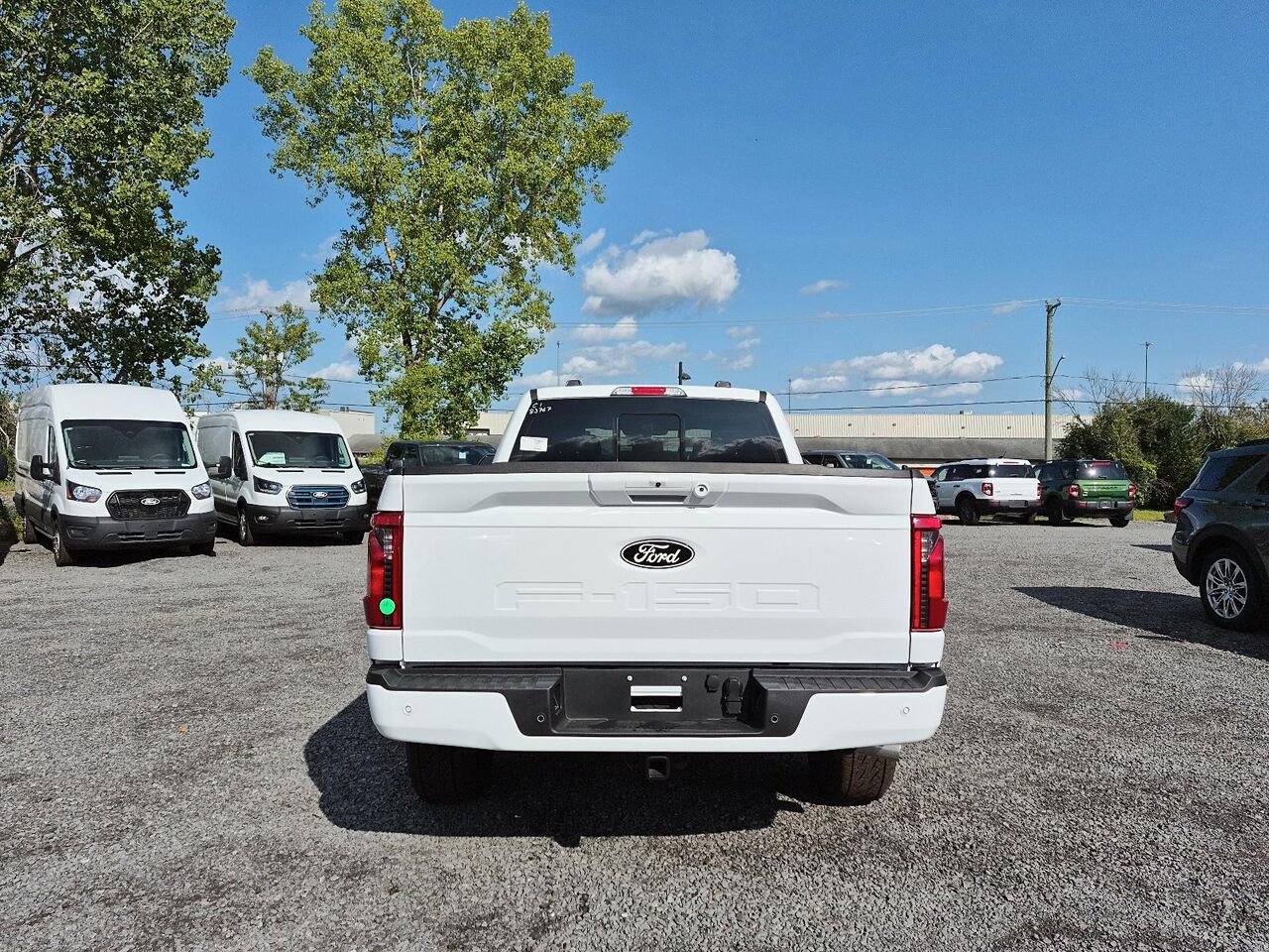 2026 Ford F-150 Oxford White Saint-Jérôme - photo #4