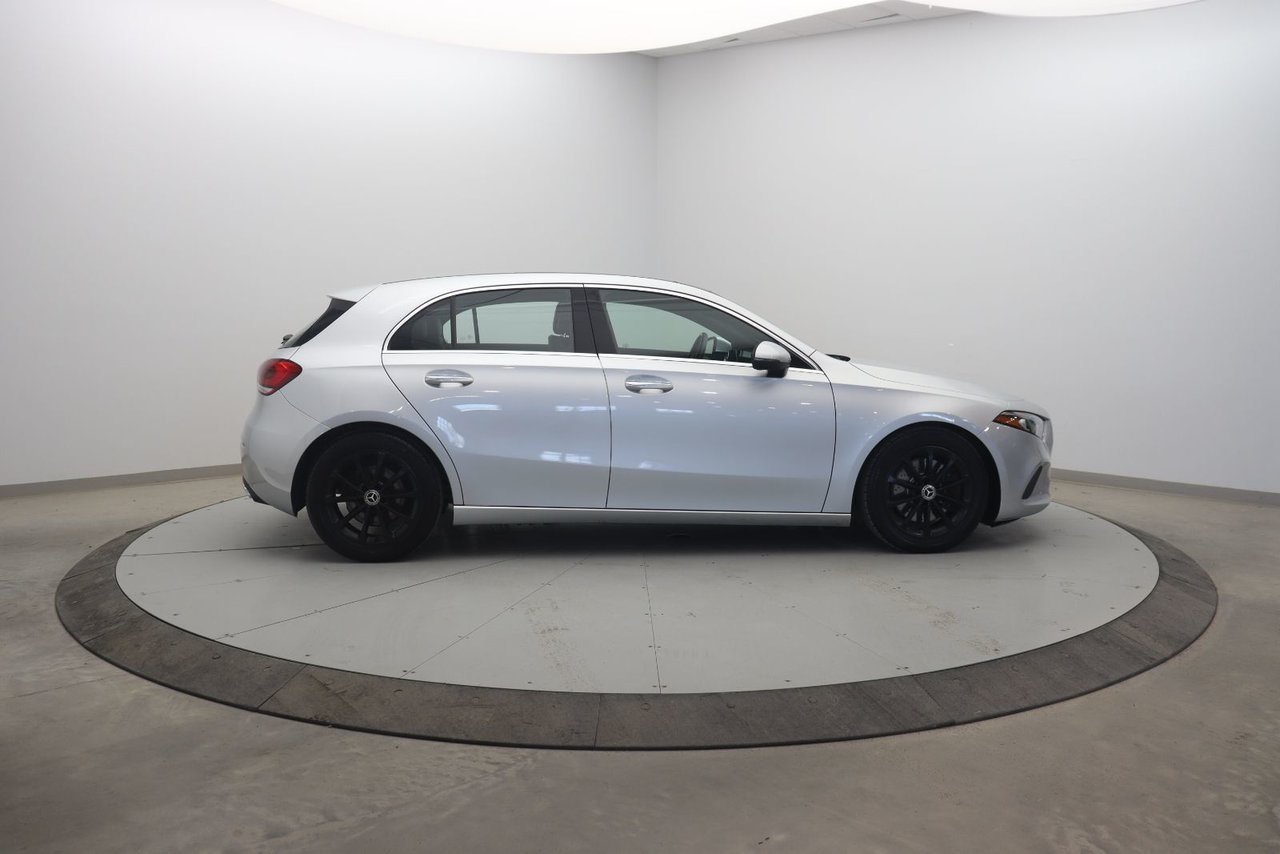 Mercedes-Benz A-Class NIV WDD3F4HB4KJ067955 2019 Gris Chicoutimi - photo #2