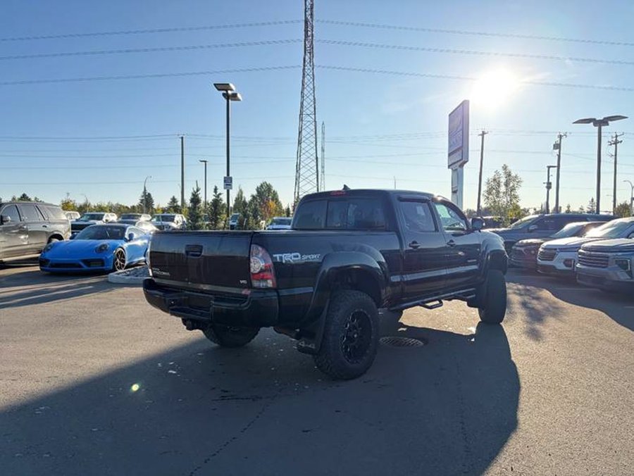 2015 Toyota Tacoma TRD Sport V6 4.0L | 18in LRG Wheels Black