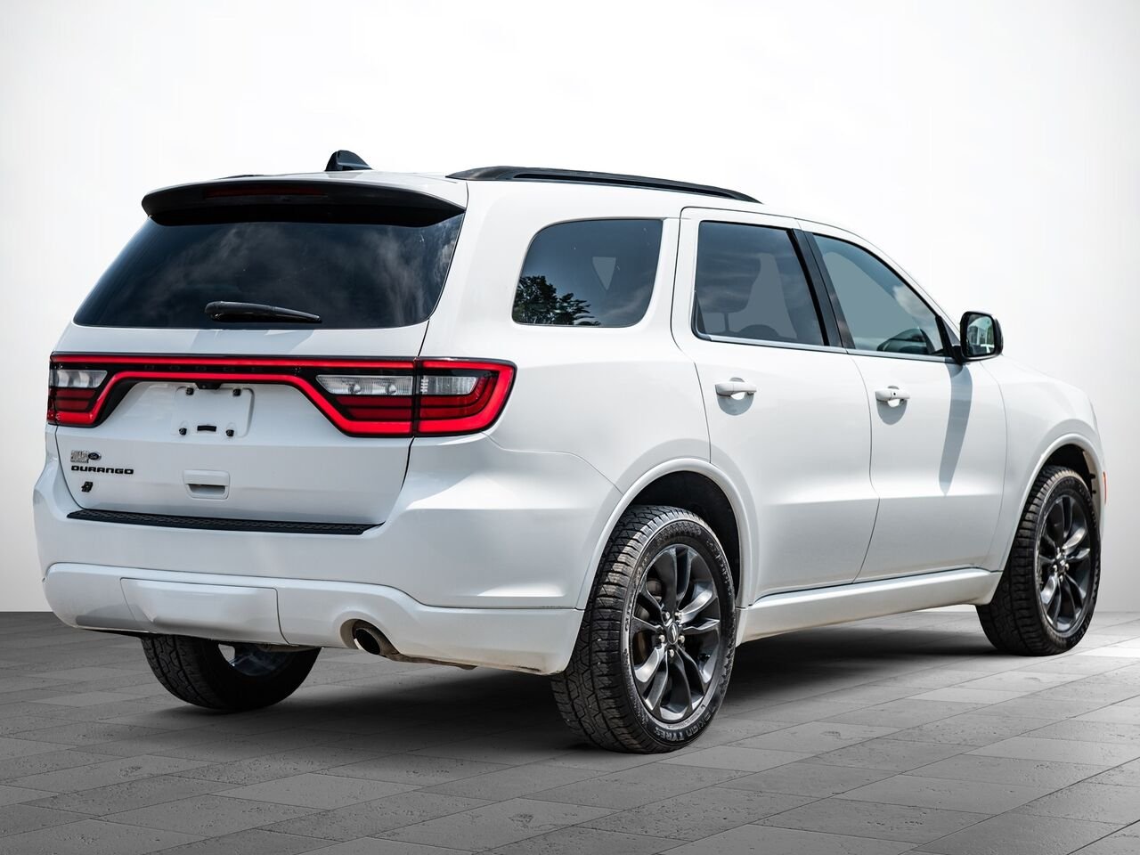 Dodge Durango 2023 Blanc Sainte-Julienne - photo #5