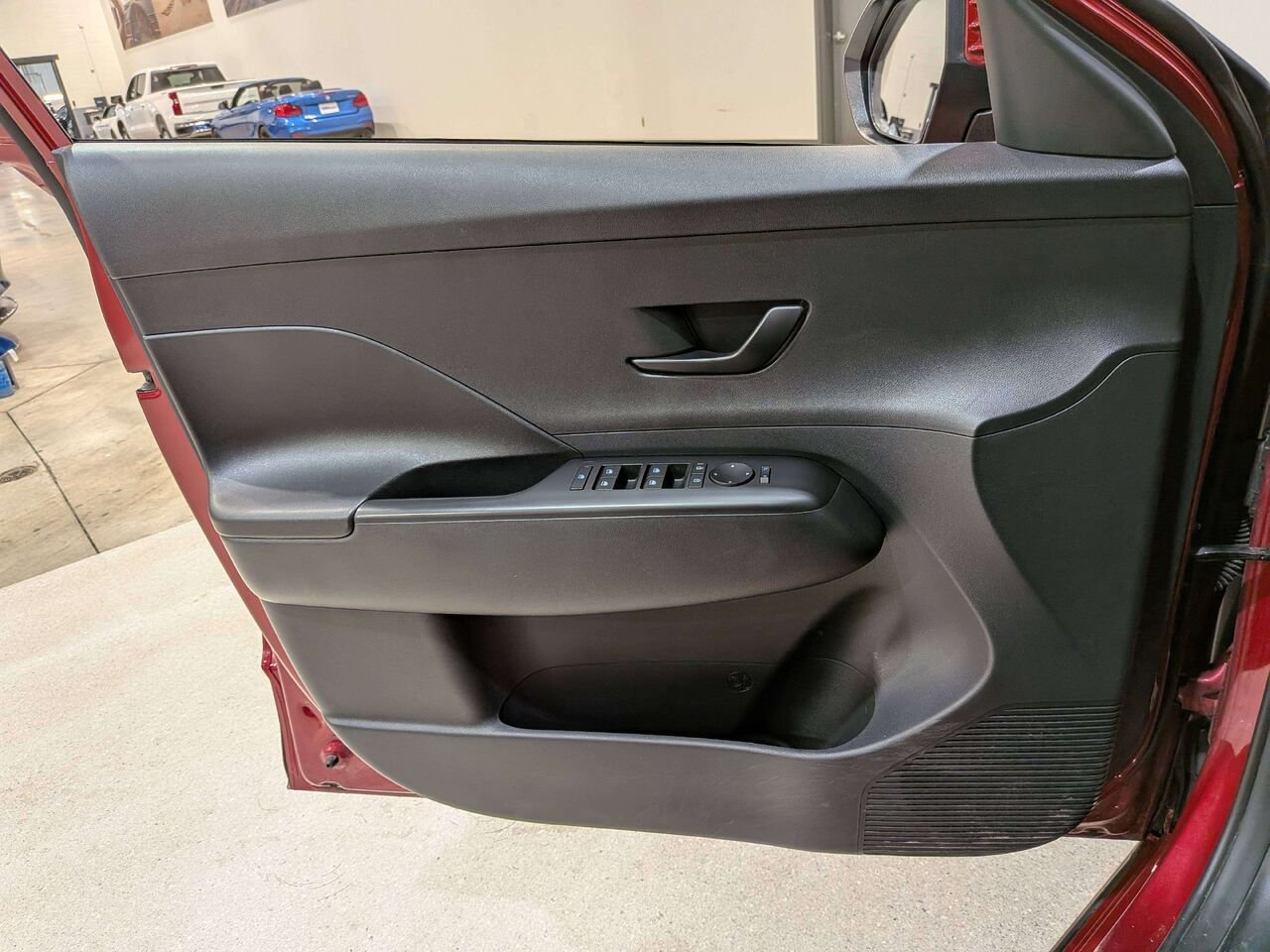 2024 Hyundai Kona Electric Preferred FWD Red Val-David - photo #31