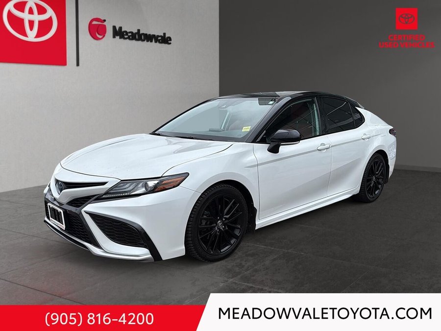 2022 Toyota Camry Hybrid XSE Auto White