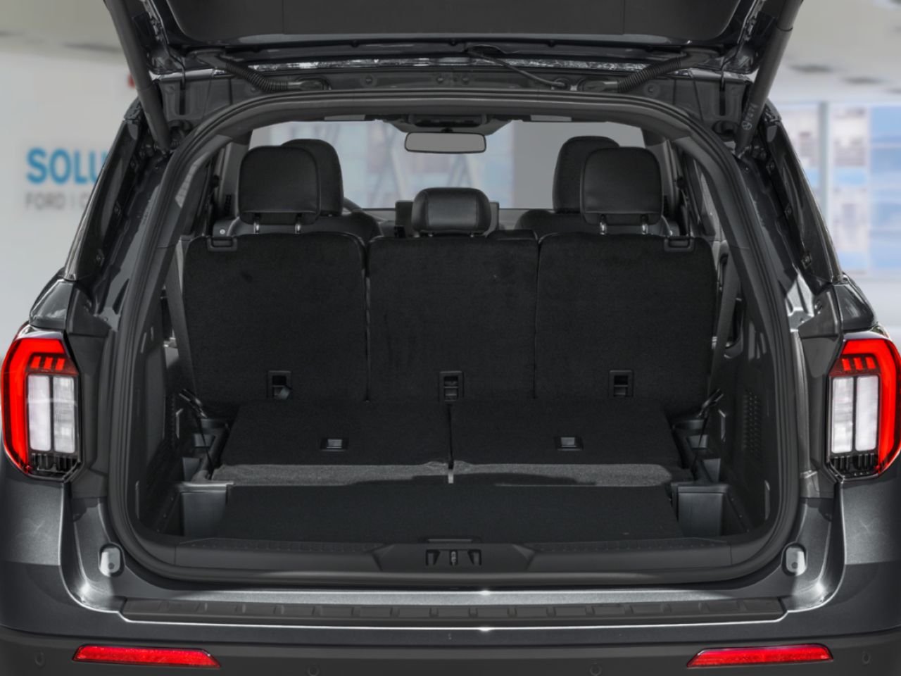 2026 Ford Explorer Agate Black Metallic Châteauguay - photo #5