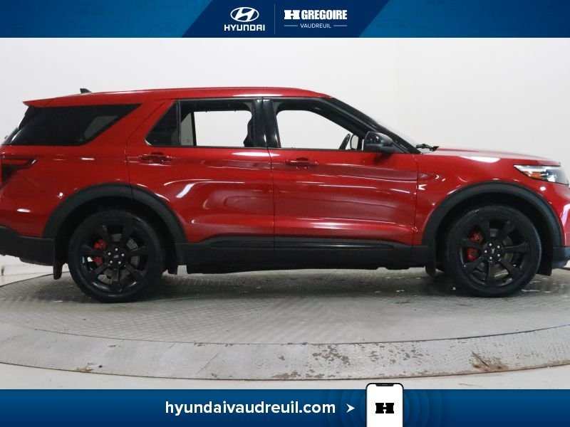 2021 Ford Explorer Red Laval - photo #2