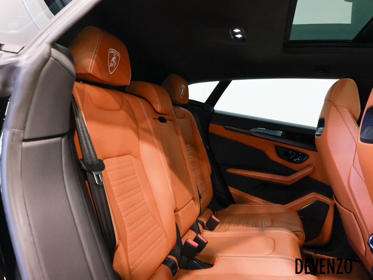2025 Lamborghini Urus Black Saint-Eustache - photo #8