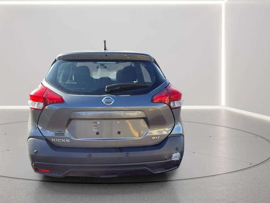 2020 Nissan Kicks SV Grey