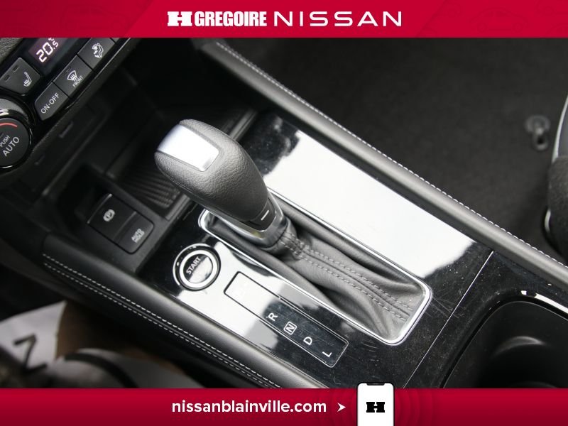 2023 Nissan Kicks Grey Laval - photo #20