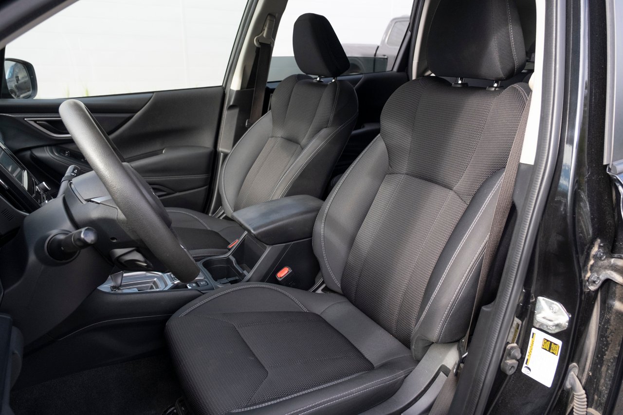 2022 Subaru Forester Black Gatineau - photo #10