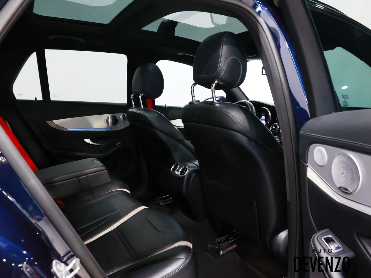 2019 Mercedes-Benz GLC Blue Saint-Eustache - photo #7