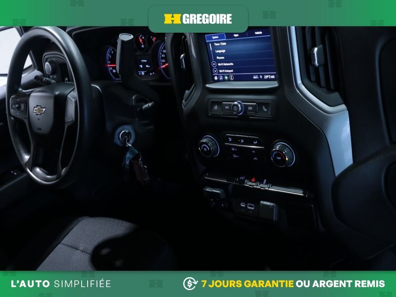 Chevrolet Silverado 1500 2021 Argent Laval - photo #23