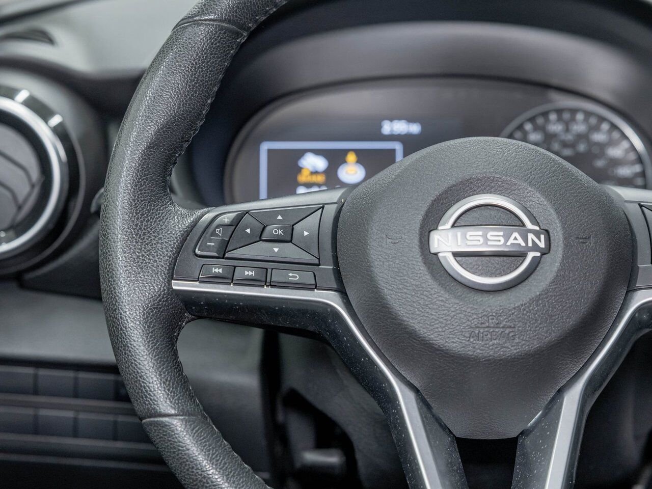 Nissan Kicks SV *SIÈGES CHAUFF* CARPLAY REG ADAPT ALERTES 2023 Gris Saint-Jérôme - photo #14