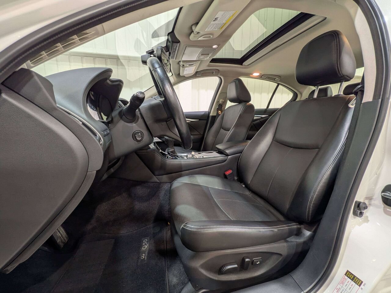 2024 INFINITI Q50 LUXE AWD White Val-David - photo #1