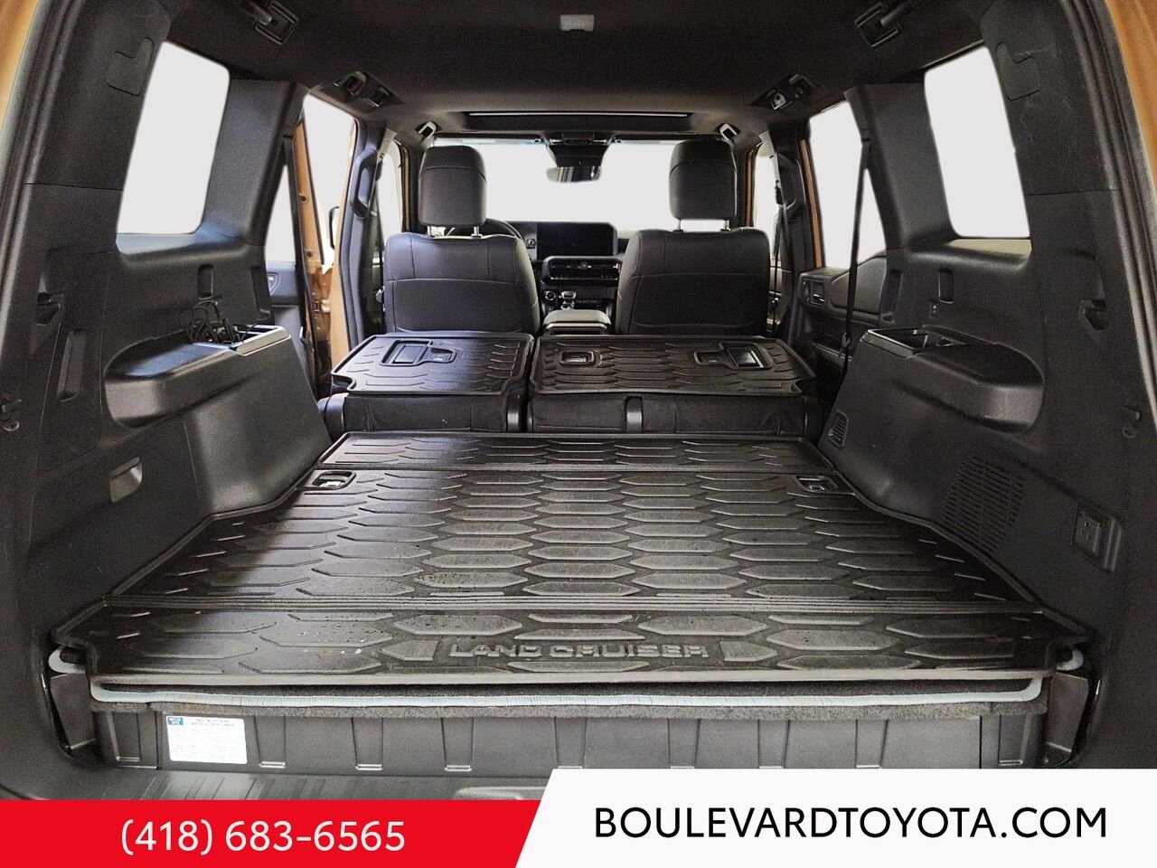 Toyota LAND CRUISER 100345A-85 | PREMIUM, 4X4 2025 Brun Québec - photo #27