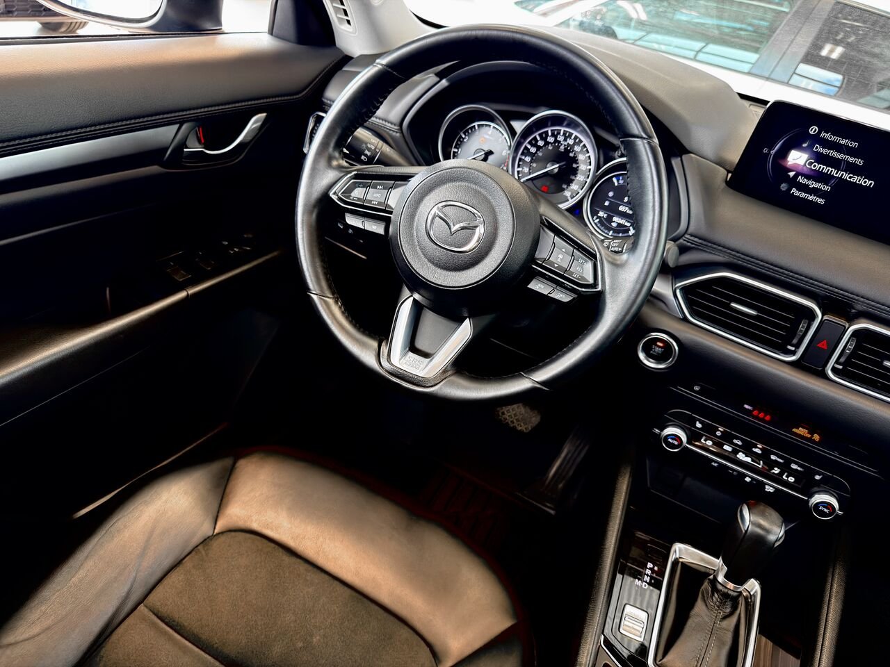 2022 Mazda CX-5 Black Notre-Dame-des-Prairies - photo #19