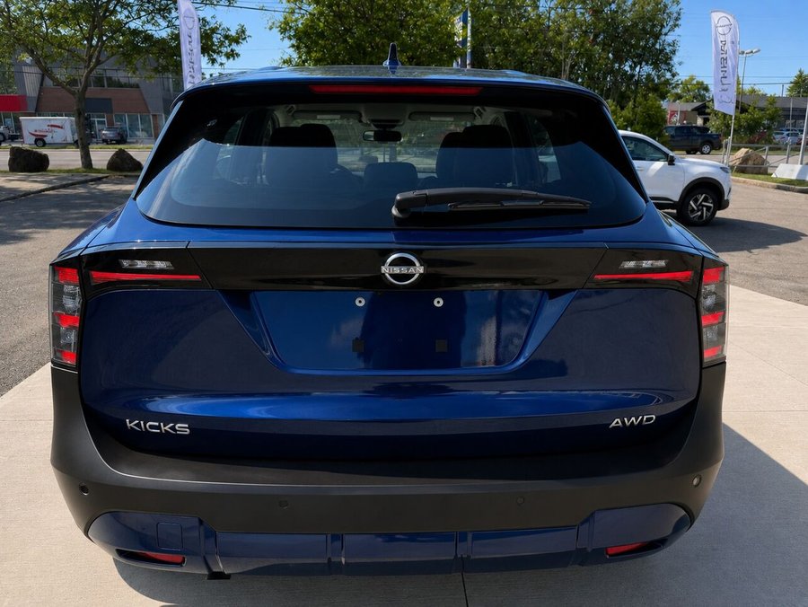 2026 Nissan Kicks 2026 Deep Blue Pearl