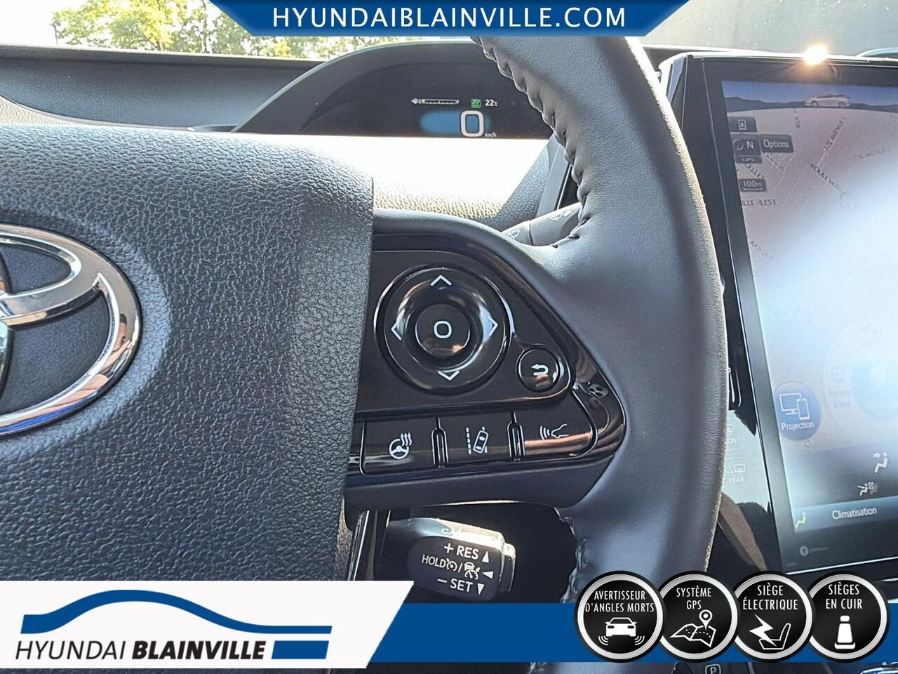 Toyota Prius Prime 2022 Blanc Blainville - photo #13