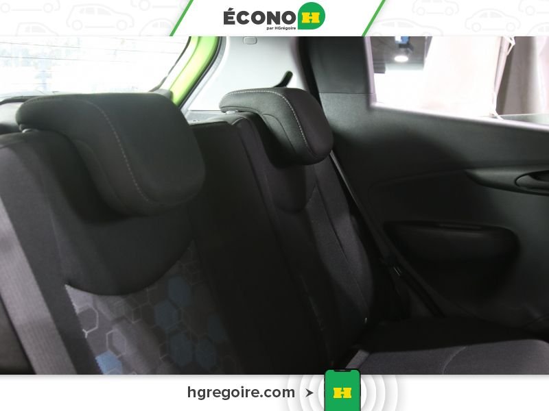 2016 Chevrolet Spark Green Saint-Eustache - photo #18