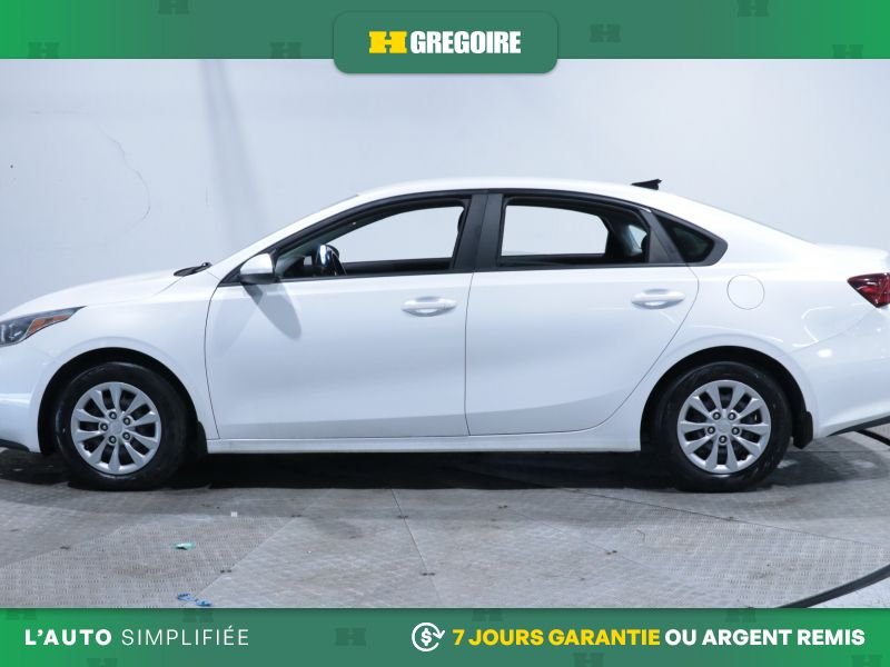 2021 Kia Forte White Laval - photo #4