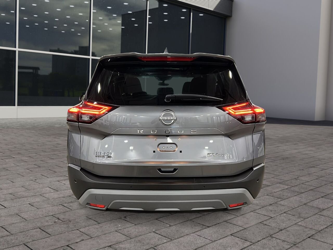Nissan Rogue 2023 Gris Québec - photo #21