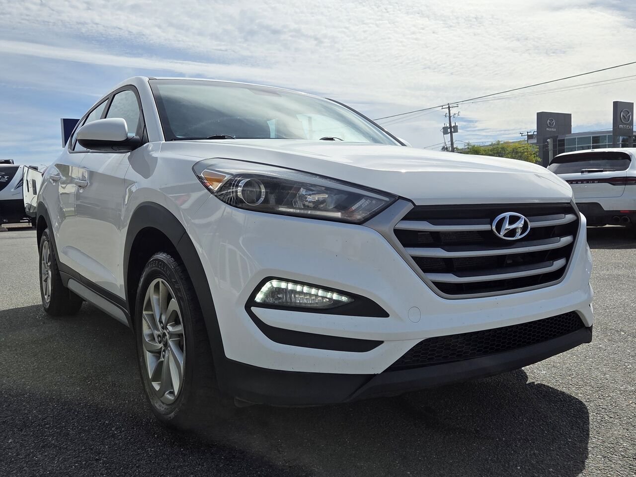 2018 Hyundai Tucson AWD White Granby - photo #8