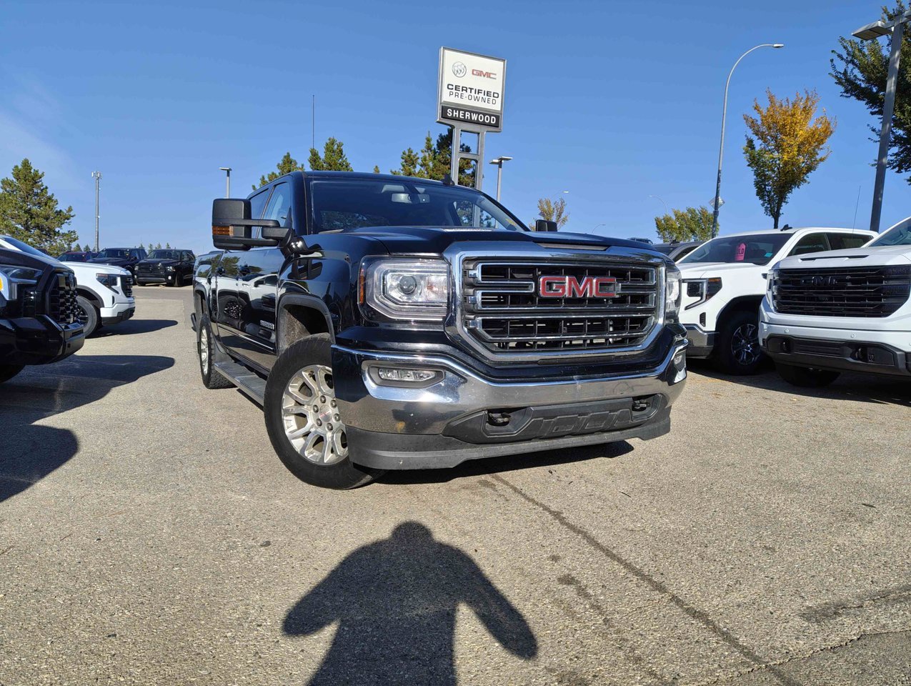 2017 GMC Sierra 1500 4WD Crew Cab 143.5 SLE Black Sherwood Park - photo #1