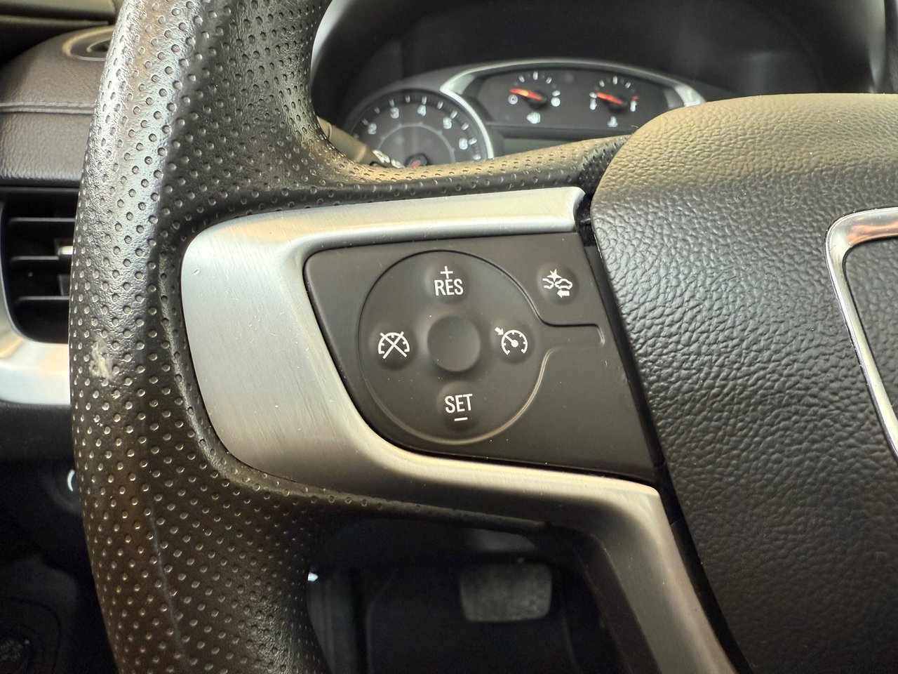2022 GMC Terrain Notre-Dame-des-Prairies - photo #25