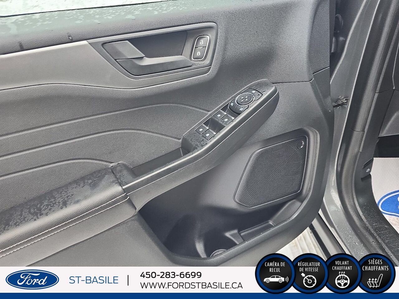 Ford Escape 2023 Gris Saint-Basile-le-Grand - photo #17