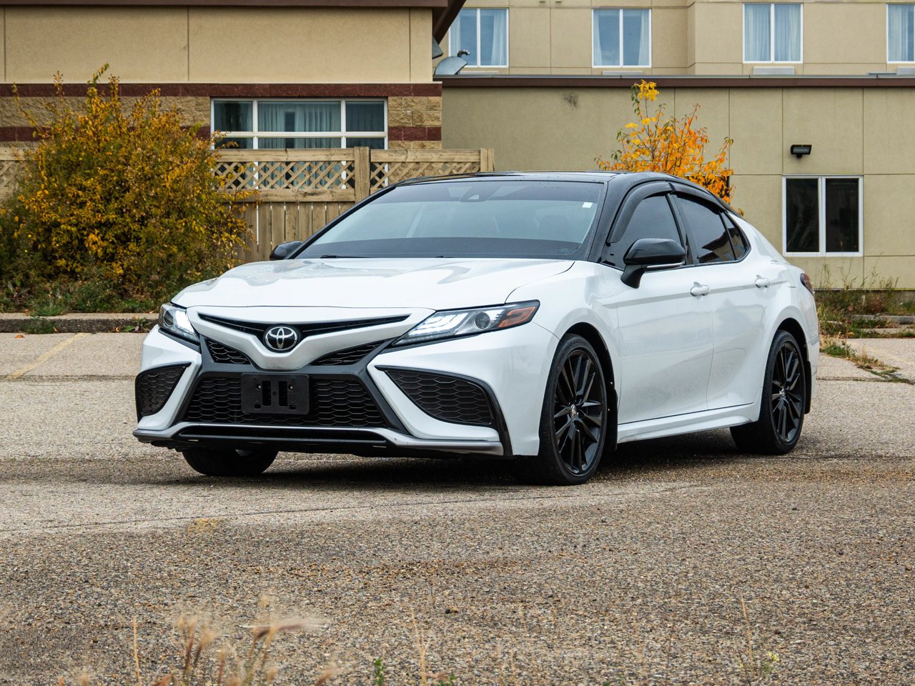 2021 Toyota Camry XSE Auto Wind Chill w/Black Roof Sherwood Park - photo #3