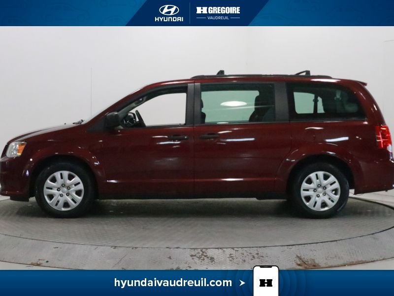2018 Dodge GR Caravan Red Laval - photo #5