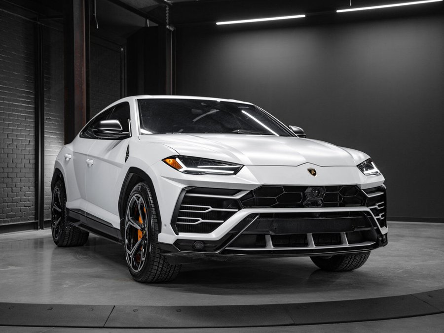 2020 Lamborghini Urus 2020 White