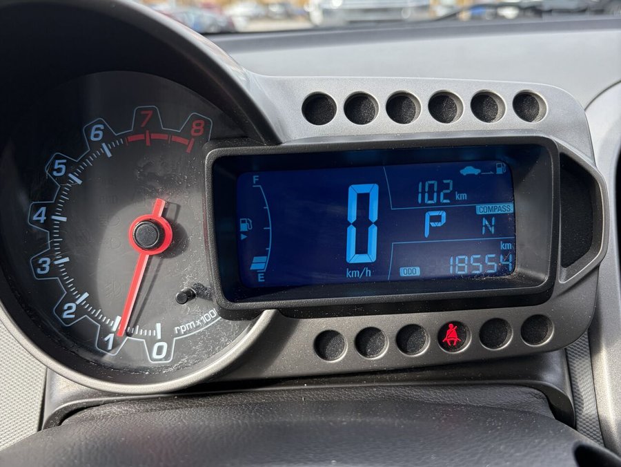 CHEVROLET SONIC LT Berline 4 portes LT à b. auto. 2014