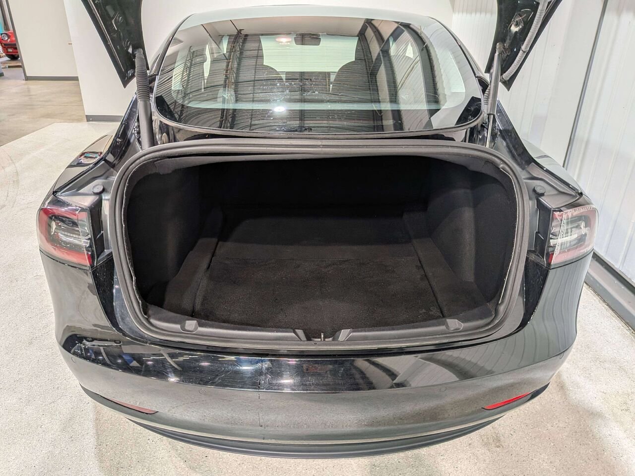 Tesla Model 3 Standard Range RWD *Ltd Avail* 2022 Noir Val-David - photo #8