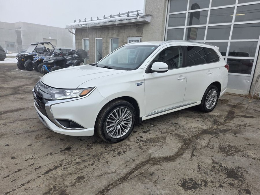 2020 Mitsubishi Outlander Plug-In Hybrid 2020 White