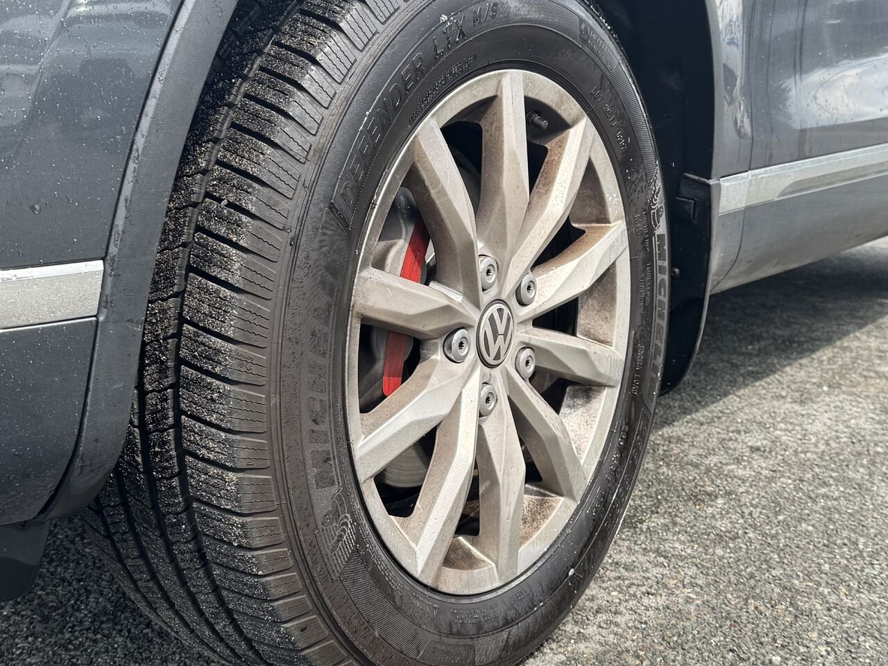 2015 Volkswagen Touareg V6 Grey Granby - photo #10