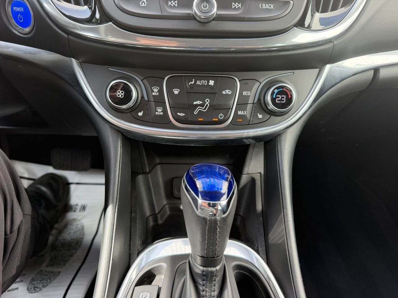 Chevrolet Volt Premier Hybride 2017 Bleu Laval - photo #20