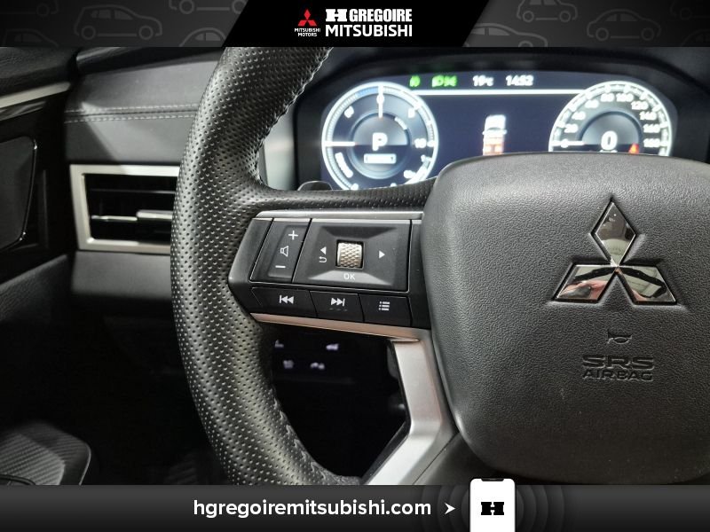 2025 Mitsubishi Outlander Plug-In Hybrid Grey Blainville - photo #21