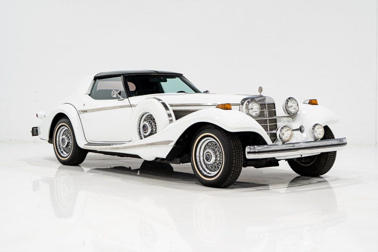 Phillips Motor Car Berlina Coupe Only 1 of 78 produced. Very rare | PRIX EN USD 1981 Blanc Montréal - photo #21