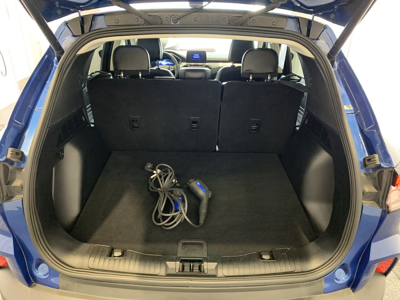 2022 Ford Escape TITANIUM PHEV Blue Châteauguay - photo #9