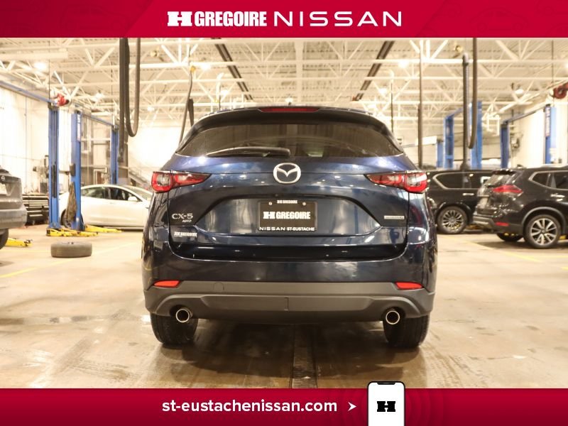 Mazda CX-5 SA4860 | GS AWD FAIBLE KILOMETRAGE MAGS VITRES TEINTEES 2023 Bleu Laval - photo #10