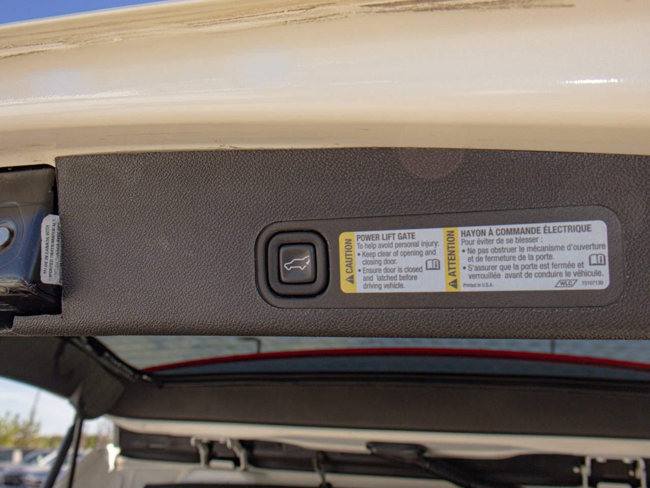 2008 Cadillac Escalade AWD 4dr White Sherwood Park - photo #11